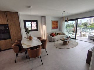 Apartament  Avinguda de la marina baixa. Obra nova