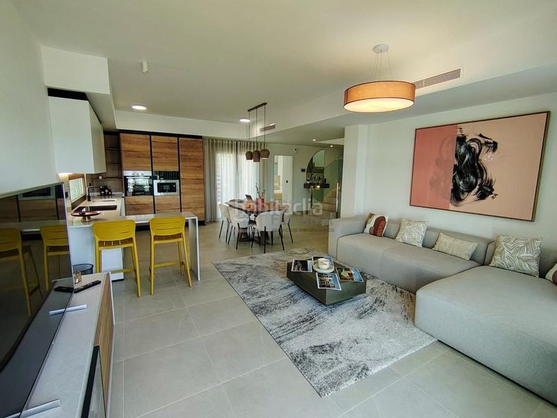 Foto 801e1305-d03c-408a-8fc4-12a816b5742d. Casa a balcón de Finestrat-terra marina Finestrat