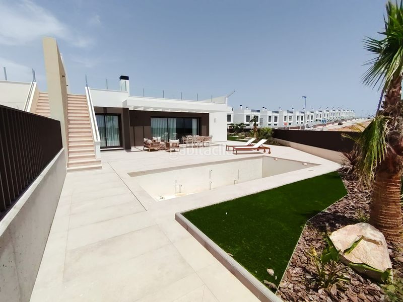 Foto 089ba25c-f1d9-43f2-9525-2e9d37ef477a. Casa adossada 143m<sup>2</sup> amb calefacció aparcament piscina a Mutxamel