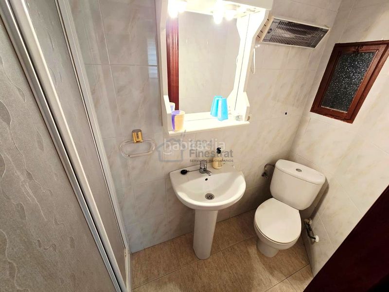 Foto 1beec70b-a5d4-4608-84a9-de2506549069. Piso  de 3 habitaciones con vistas al mar, terrazas y parking comunitario en Benidorm