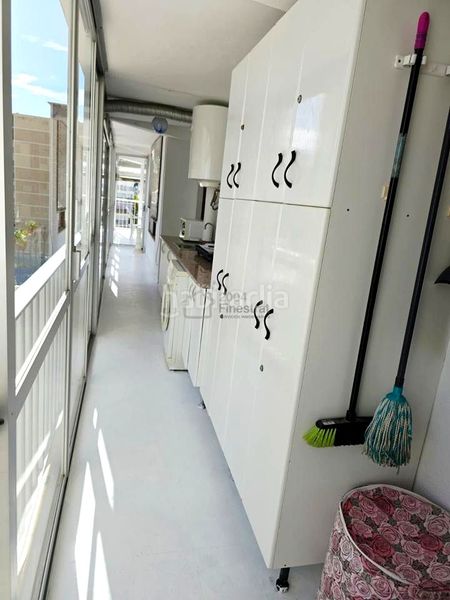 Foto 3358e932-d2f4-41a2-a516-49f311108649. Piso  de 3 habitaciones con vistas al mar, terrazas y parking comunitario en Benidorm