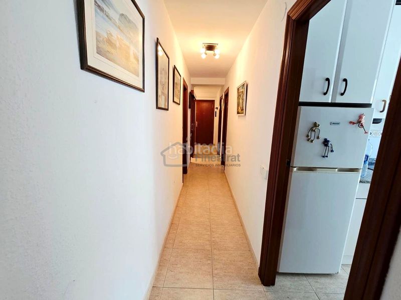 Foto 3b7b08c7-b208-48a3-a08e-d1db15b59b84. Piso  de 3 habitaciones con vistas al mar, terrazas y parking comunitario en Benidorm
