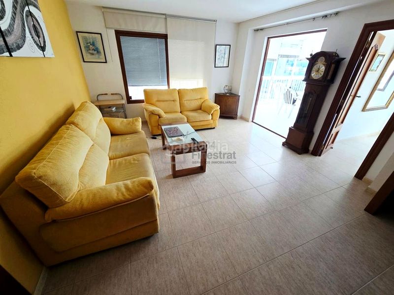 Foto 3b90df6a-3915-4ae1-b0e8-db73cc277cce. Piso  de 3 habitaciones con vistas al mar, terrazas y parking comunitario en Benidorm