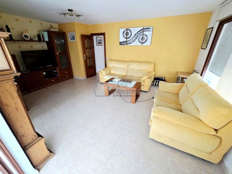 Foto 94728ccd-92aa-45ce-ae37-5b0c3d3d0efc. Piso  de 3 habitaciones con vistas al mar, terrazas y parking comunitario en Benidorm