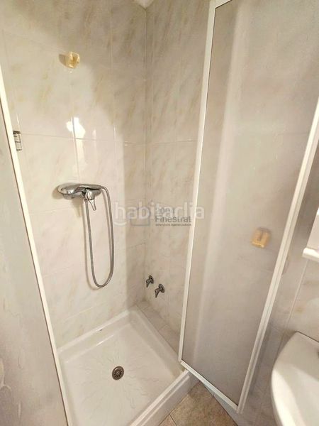 Foto b6c2e182-9e2f-421f-98e7-d48f74a5cf17. Piso  de 3 habitaciones con vistas al mar, terrazas y parking comunitario en Benidorm