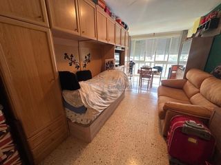 Lloguer Estudi  Avinguda marina baixa. Estudio en alquiler para larga temporada