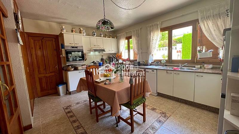 Foto 2399c50a-7fed-4f37-8fe9-7e76e3c98bb5. Casa a Sierra Helada Benidorm