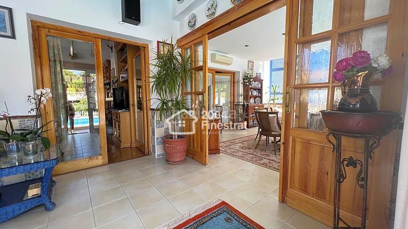 Foto c6a903dd-dcb6-485d-bba0-0e02ad197b04. Casa a Sierra Helada Benidorm