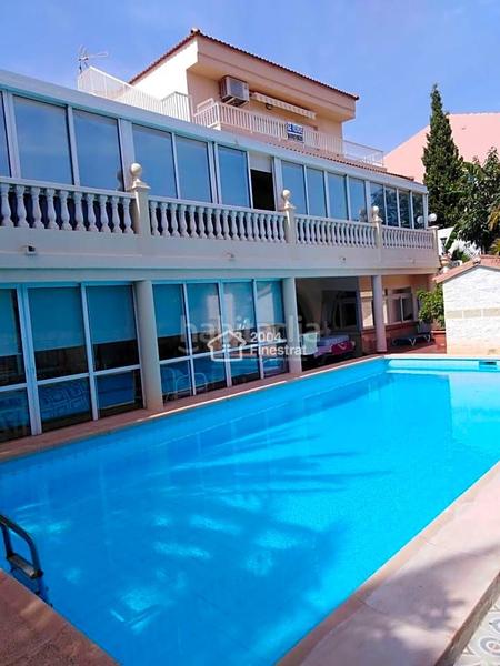 Foto 0adae8ef-ceba-437d-a1ee-3f14fbb8af6d. House with parking pool in Foietes Benidorm