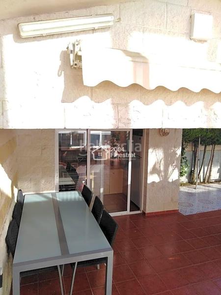 Foto 469c917c-ec7b-4cf1-8e79-745f5b153b18. House with parking pool in Foietes Benidorm