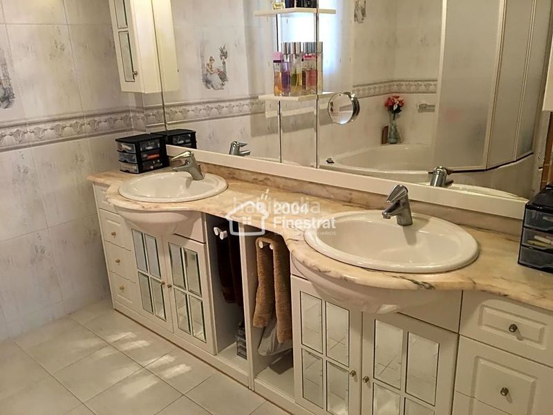 Foto 1bd79f63-f3e7-4b79-8803-b42a1b5669d5. Casa amb aparcament piscina a Coloma Nucia (la)