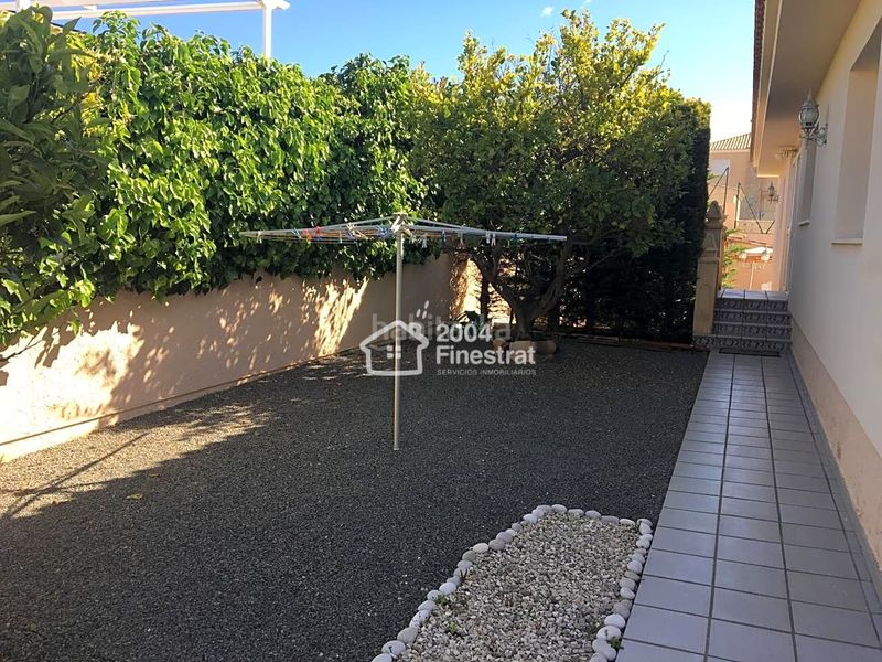 Foto aacd0ce0-7fcc-41f8-9f93-2e8f1160873a. Casa amb aparcament piscina a Coloma Nucia (la)