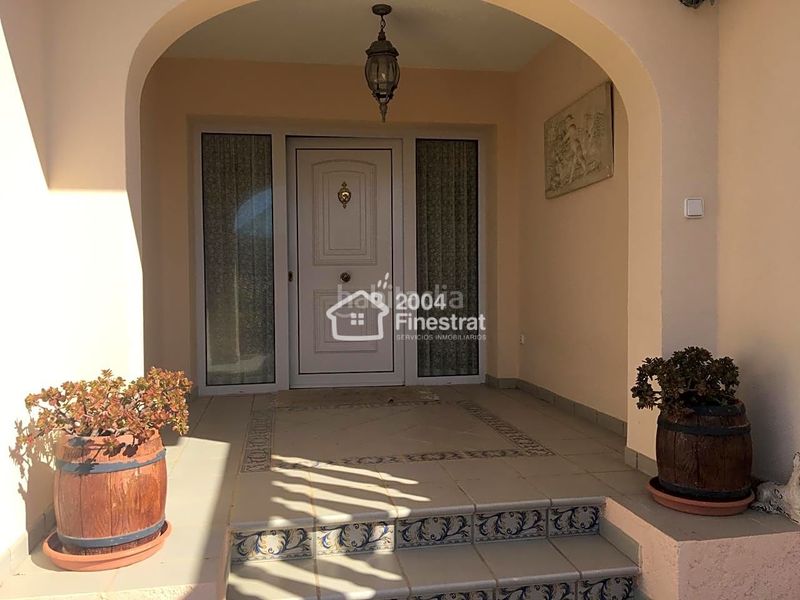 Foto c534feb8-cd2b-4999-8725-3815aeb4336b. Casa amb aparcament piscina a Coloma Nucia (la)