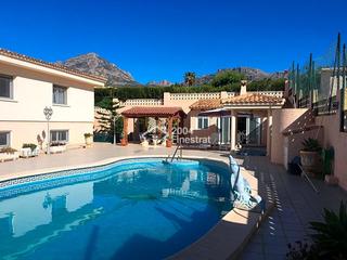 Casa  Carrer gregal. Precioso chalet de 390 m2 y 1000 m2 de parcela con una magnifica