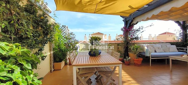 Foto d1123709-f986-46c9-bb79-19d5a2aa7928. Dúplex espectacular atico duplex con vistas al mar en villajoyosa. en Vila Joiosa (la)