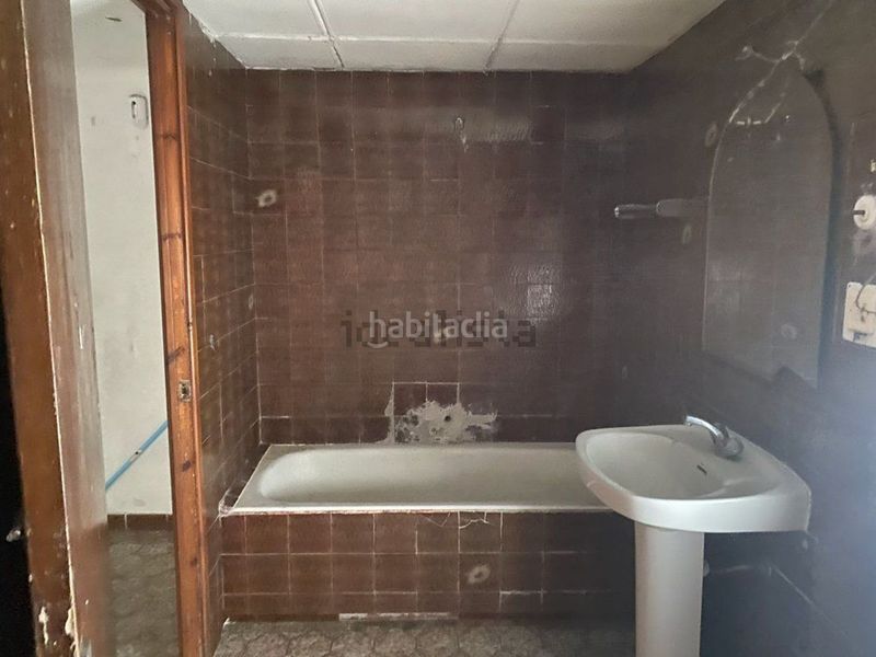 Foto 79e11b4c-01dd-4994-8a45-5a43b60ac873. Casa a calle vallejo 24 a Noblejas