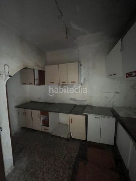 Foto c6e3afd4-a535-4263-8dce-187e601c8f0a. Casa a calle vallejo 24 a Noblejas