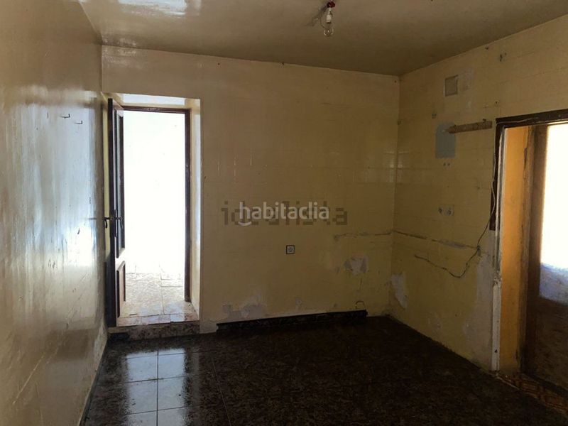 Foto f11073e7-98ca-4b9c-91ec-b37f959e3fd6. Casa a calle vallejo 24 a Noblejas