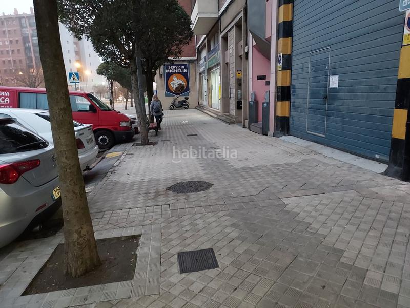 Foto b580b912-8d29-4be1-811a-b65217bff6f4. Alquiler local comercial en calle monasterio de irache 16 en Pamplona / Iruña