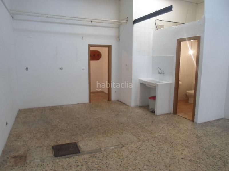 Foto b4cbbd52-7c99-4e29-8f3e-c4af64c979d9. Local comercial a kalea 1 a San Jorge Pamplona / Iruña