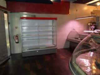 Local Comercial a Calle etxaburua 9. Carniceria en funcionamiento y en venta