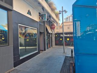 Lloguer Local Comercial a Travesía de bayona 4. Bar en san juan