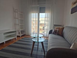 Rent Flat in Calle del doctor joaquín canalejo 3. Piso en alquiler estudiantes o empresas