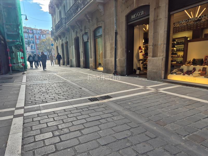 Foto 535e0f4c-4e18-474a-a306-d16107dab834. Local commercial dans calle de hilarión eslava 6 dans Pamplona / Iruña