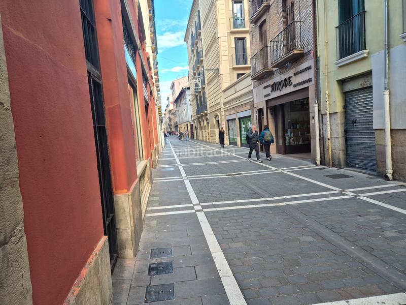Foto 933adf2e-cce4-48f6-8f06-7682ba55aeee. Local commercial dans calle de hilarión eslava 6 dans Pamplona / Iruña