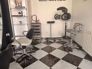 Local Comercial a Calle Isaba 18