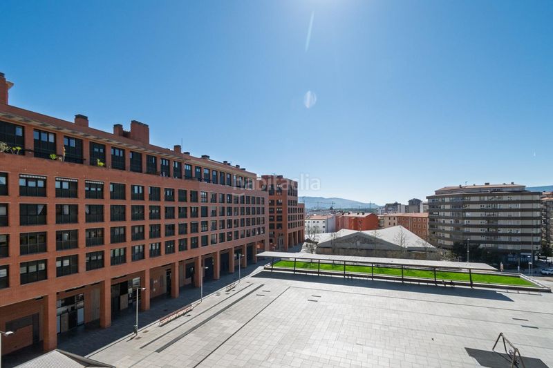 Foto 94a372d7-ab7d-4f66-85e6-4275028a90e7. Piso  de tres dormitorios en plaza felisa munárriz en Pamplona / Iruña