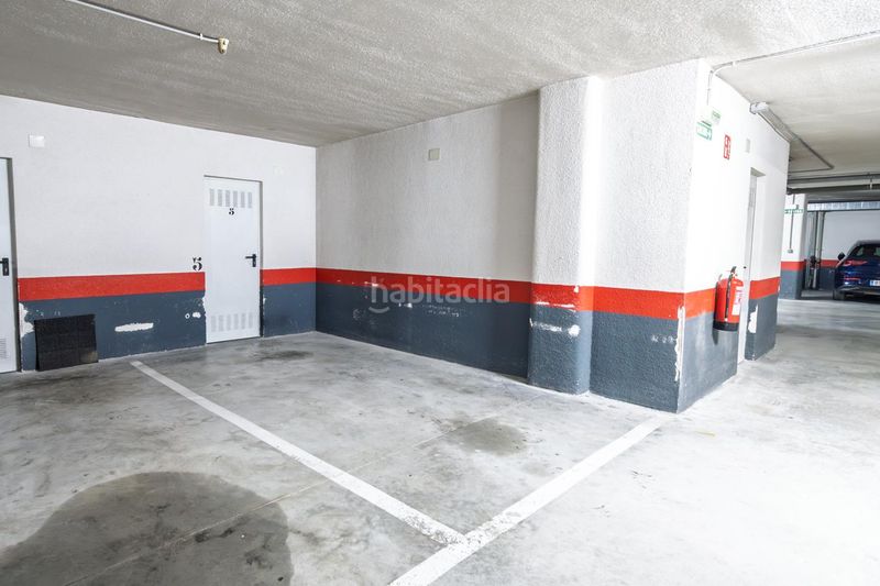 Foto a95f3e4c-d61d-4564-8704-29f71f4be7fd. Piso  de tres dormitorios en plaza felisa munárriz en Pamplona / Iruña