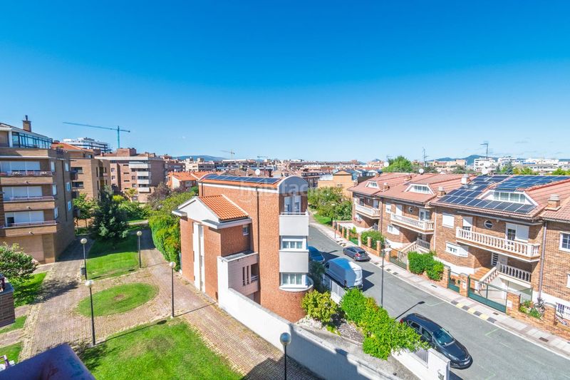 Foto a1fce758-1793-4e94-90c8-6a7dd2e80108. Rent flat with heating parking in Barañáin / Barañain