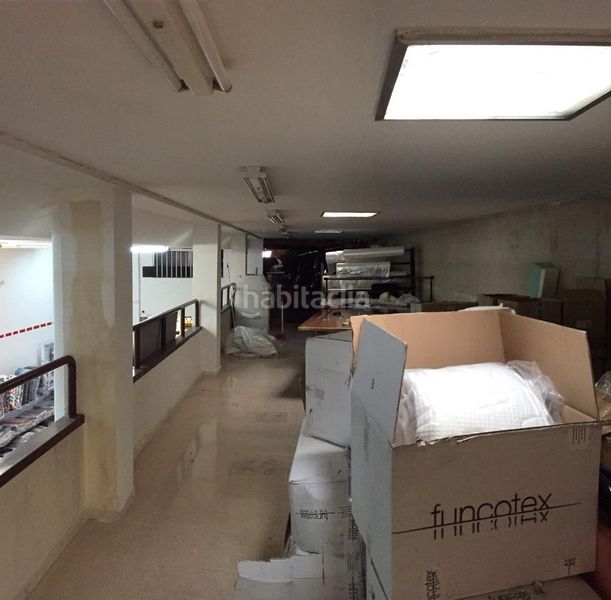 Foto 91ca3344-9ea3-4496-9465-497480352237. Business premise with heating in Circular Valladolid