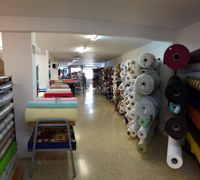 Foto 9caed9e7-6e51-4d20-98b5-505a04c95ba4. Business premise with heating in Circular Valladolid