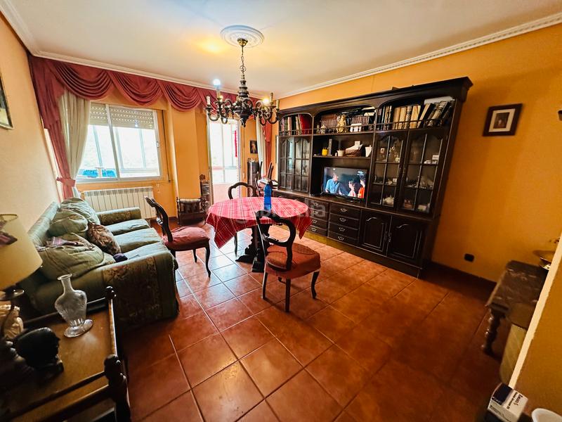 Foto ad1a4c9e-194c-4f3a-a7ec-ceaad313e7ae. Appartement dans calle goya 1 dans Centro Palencia