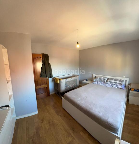 Foto 66a97aba-34fd-4334-8ceb-4b712705d9d7. Casa aparellada a Las Flores Valladolid