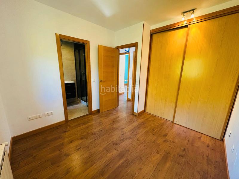 Foto b147ce93-9cb8-44f9-960b-2bfabc9917a5. Chalet en calle río miño 81 en Aldeamayor de San Martín