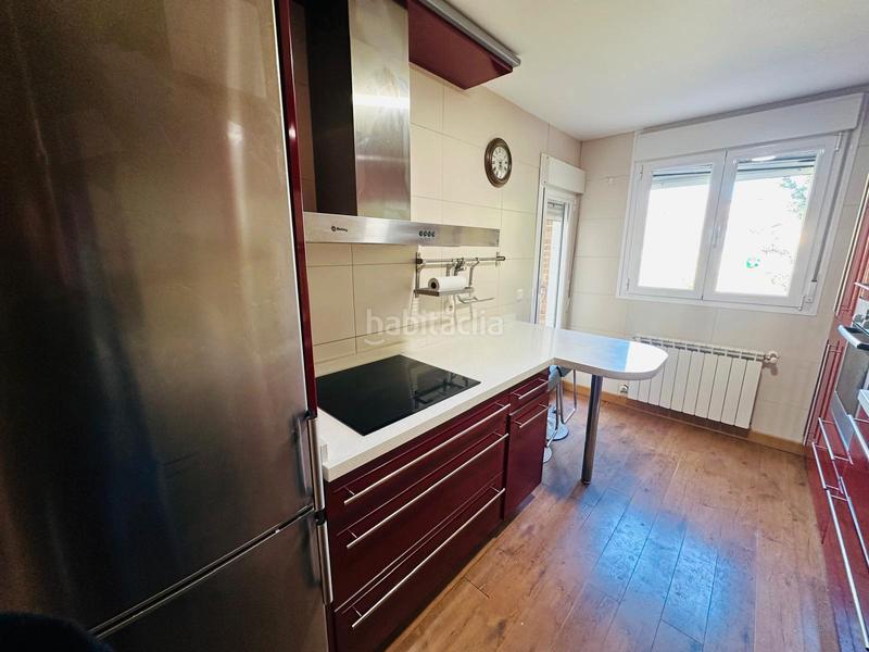 Foto dc2b4ea9-16a6-4d18-bd66-73b2253cea2e. Chalet en calle río miño 81 en Aldeamayor de San Martín