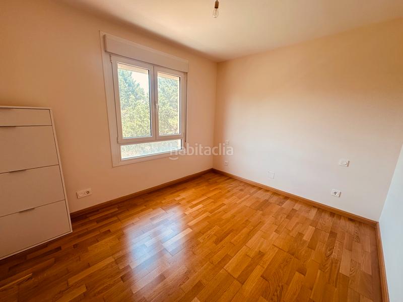 Foto 0ce31680-6384-4b39-b467-6ebd5398794e. Chalet con riscaldamento parcheggio in Fuensaldaña