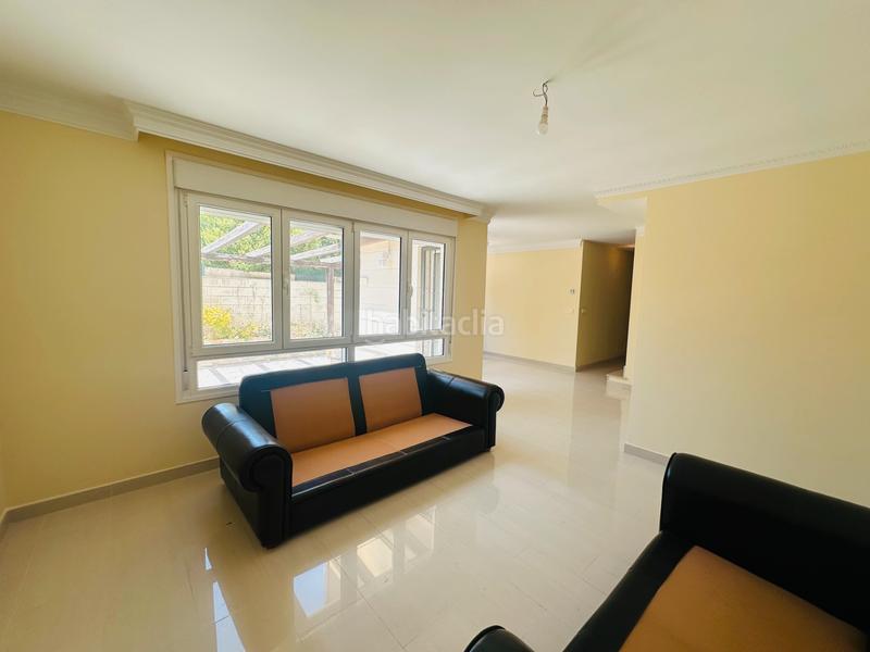 Foto 115a5d2b-3cd8-41da-95ef-6eec6a500c01. Chalet con riscaldamento parcheggio in Fuensaldaña