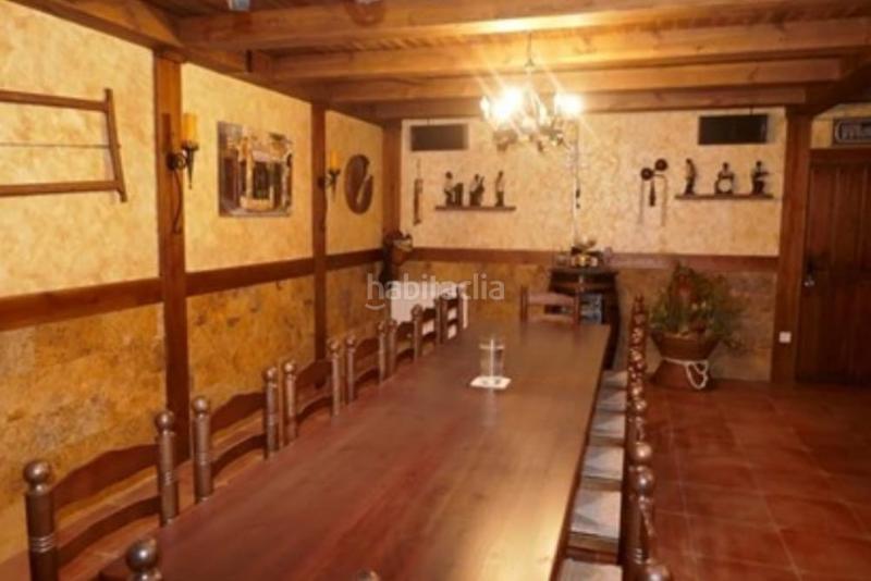 Foto 17272082-bb8d-4429-a0b2-4bbb50dba953. Chalet con riscaldamento parcheggio in Fuensaldaña