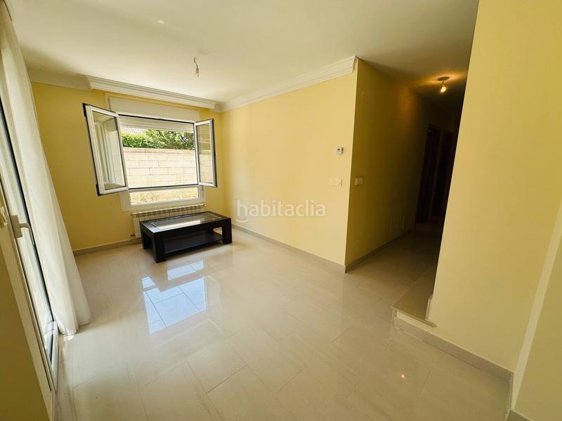 Foto 1f428d48-5aab-4b59-805a-d821aeff7501. Chalet con riscaldamento parcheggio in Fuensaldaña