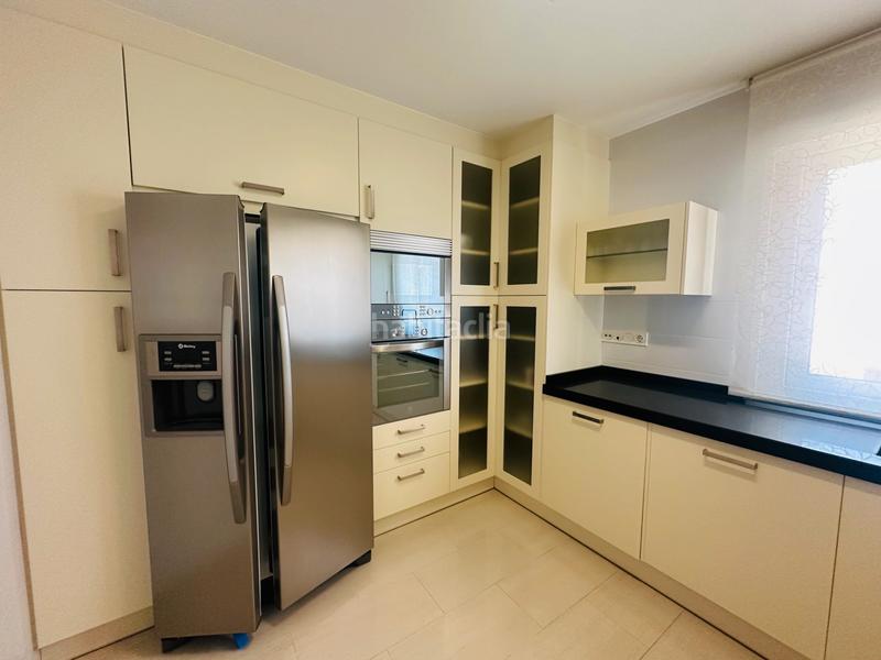 Foto 32233ea4-f985-4f7f-b1e4-34d489181bed. Chalet con riscaldamento parcheggio in Fuensaldaña