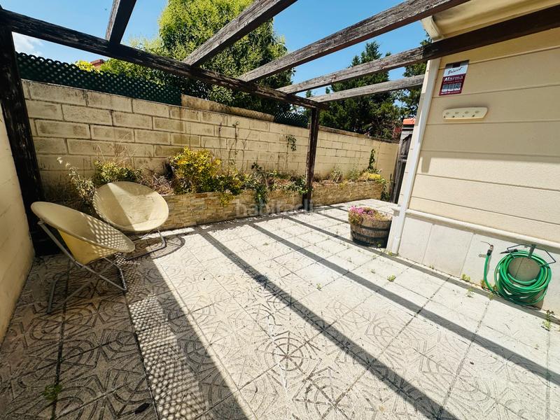 Foto 412e763b-6427-4e05-b928-2d0bea28763d. Chalet con riscaldamento parcheggio in Fuensaldaña