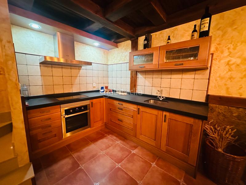 Foto 759141fb-db6e-4514-9e51-2946a127b156. Chalet con riscaldamento parcheggio in Fuensaldaña