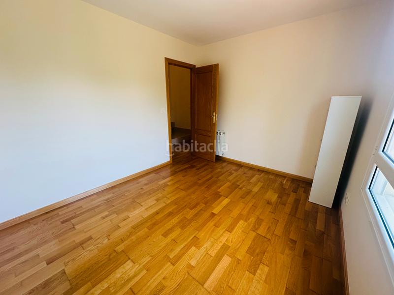 Foto 85b513b1-3470-4e02-8525-c0dcc387bea7. Chalet con riscaldamento parcheggio in Fuensaldaña