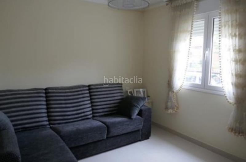 Foto 98aeee92-0d38-40d1-b3d7-99a76a976548. Chalet con riscaldamento parcheggio in Fuensaldaña