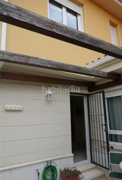 Foto bf306311-a89c-4b36-b587-2989744fdc3f. Chalet con riscaldamento parcheggio in Fuensaldaña