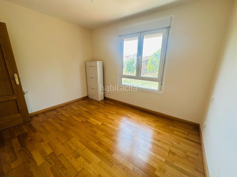 Foto c4a3c9e7-56e9-44d3-bbc0-0309a134ca71. Chalet con riscaldamento parcheggio in Fuensaldaña